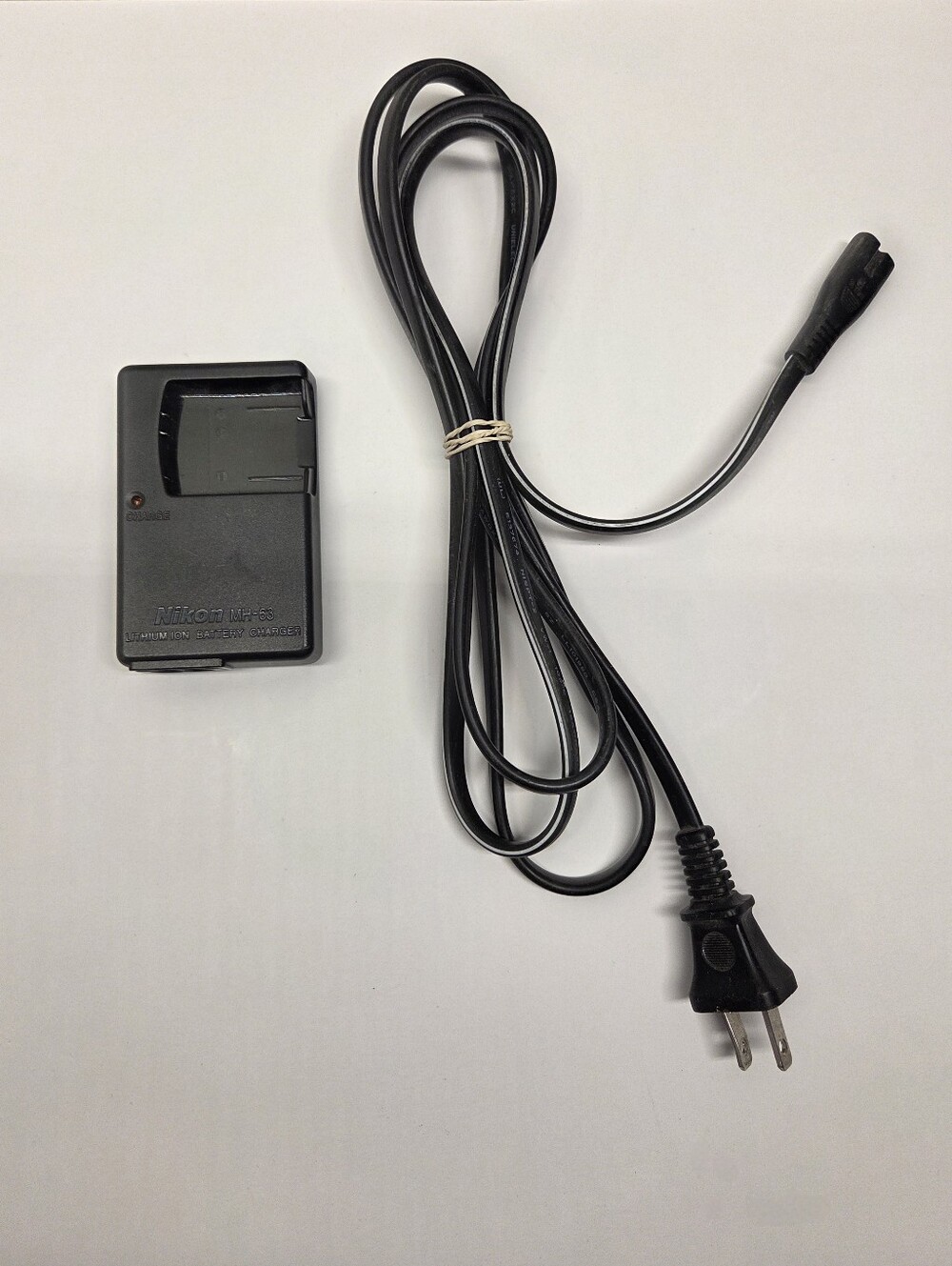 Nikon MH-63 OEM Lithium Ion Battery Charger And Charging Cable